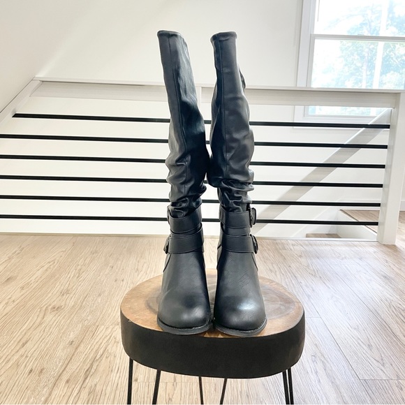 NWT 8 Black, vegan faux leather double buckle block heel knee-high boots - Picture 3 of 9